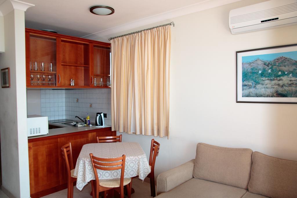 Villa Koala Apartments Zaboric Exterior photo